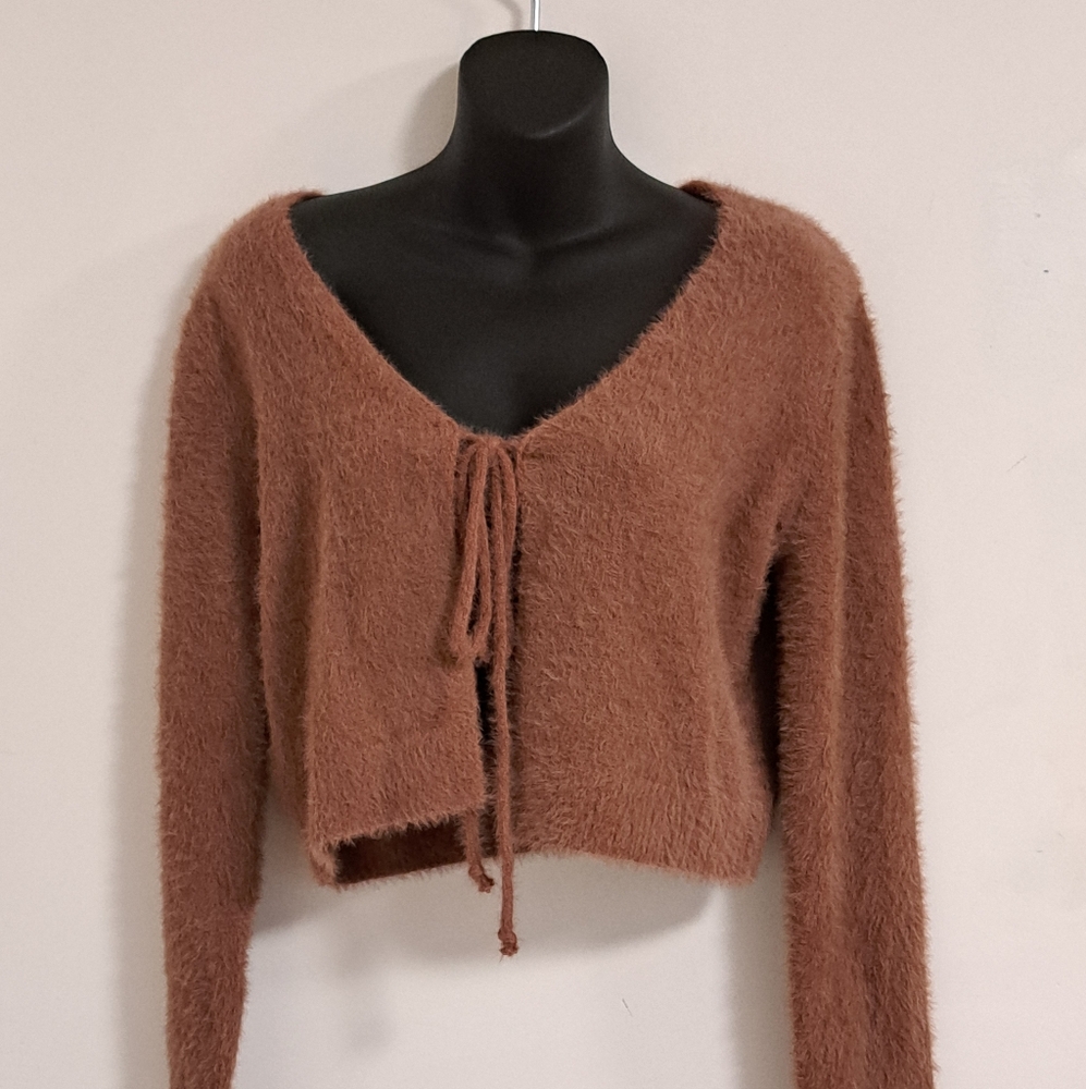 Daisy Brown Fuzzy Tie Front Sweater Misses Size Medium